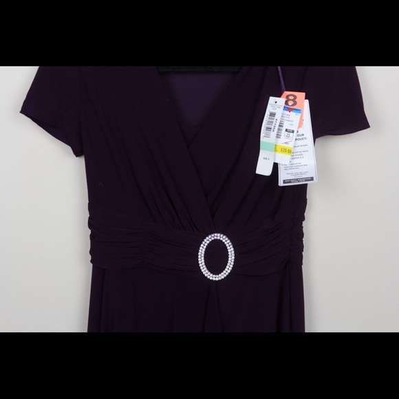 NEW R & M Richards Plum size 8 Dress stretchy - Picture 5 of 8